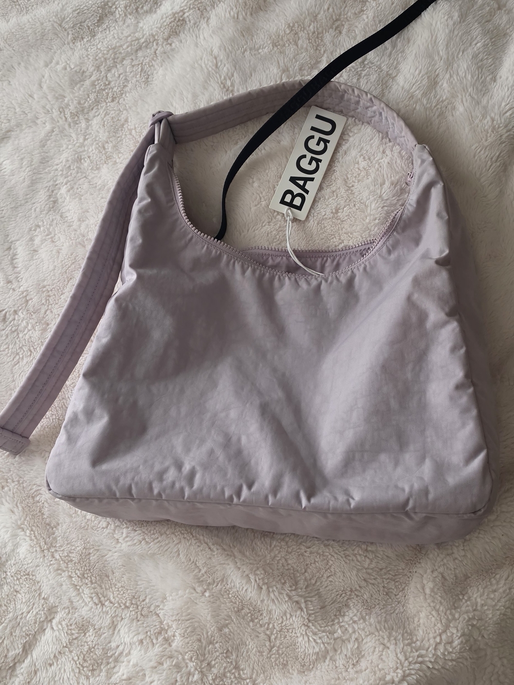 BAGGU Lavender Shoulder Bag with Padded Strap